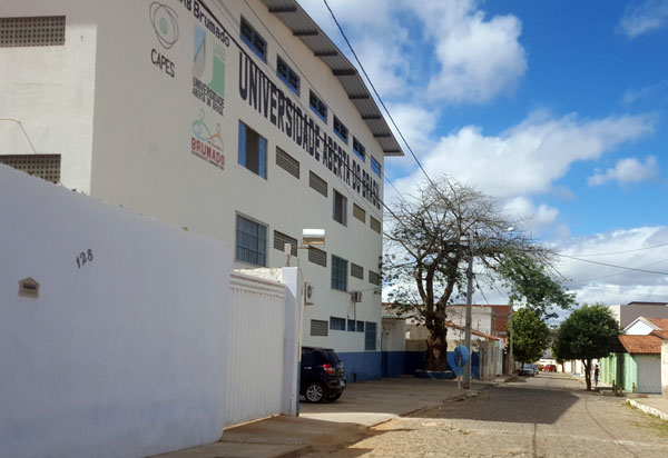 UFBA abre curso de pós-graduação na UAB em Brumado