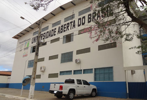 Polo UAB de Brumado abre seleção para Curso de Física