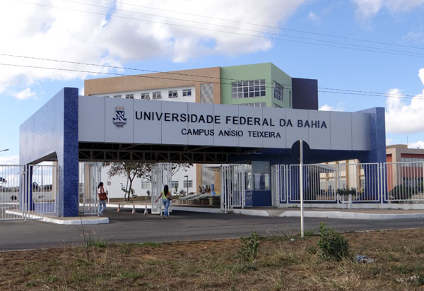 MEC desbloqueia toda a verba de universidades e institutos federais