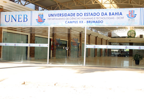 Desembargador suspende decisão judicial que cancela curso de Pedagogia da Uneb em Brumado 