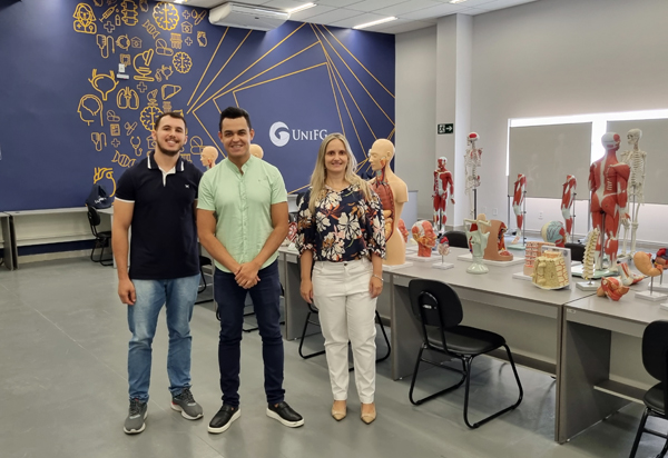 Brumado: UniFG recebe imprensa local para apresentação de sua estrutura física e metodologia de ensino