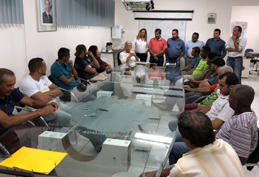 Entregues os uniformes para os times que disputarão o Campeonato Brumadense de Futebol