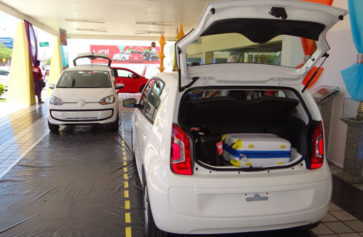 up! Comemora seu primeiro ano desde o lançamento, com vendas recorde em janeiro