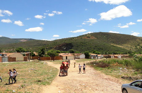 Brumado: Mais um caminhão de distribuidora de bebidas é assaltado