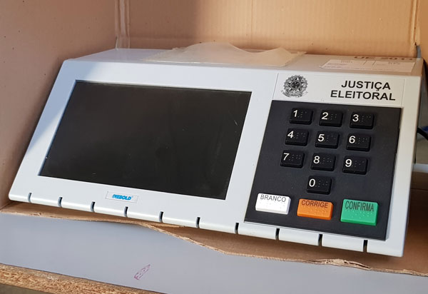 Câmara dos Deputados conclui votação de projeto que altera regras eleitorais