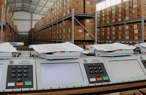Eleições 2016: TRE da Bahia recebe 2.486 novas urnas eletrônicas