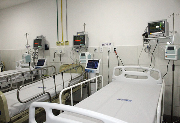 Comparado a início da pandemia, número de internados com Covid-19 na Bahia cai 87%