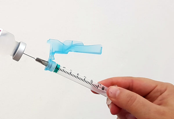 Vacina contra COVID-19 deve ter primeiros resultados até junho, diz Pfizer