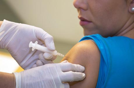 Saúde: Vacina também é assunto de adulto