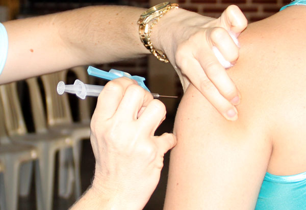 Vacinação contra a gripe tem início em 15 de abril na Bahia