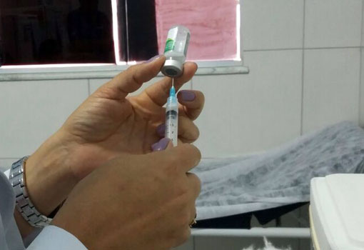 Ministério da Saúde amplia vacinação de HPV para homens e mulheres até 26 anos