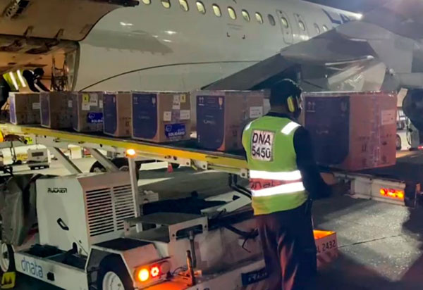 Bahia recebe mais 146.250 doses de vacina contra Covid-19