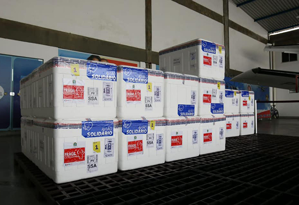 Bahia recebe 281.400 doses de vacina contra a Covid-19