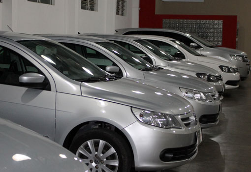 Pesquisa do IBGE diz que produção de veículos cresce 14,8%