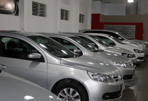 Anfavea anuncia que montadoras de veículos estão paradas