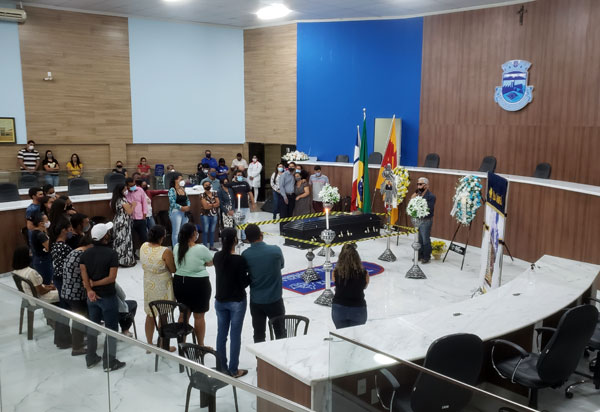 Brumadenses se despedem de José Carlos de Jonas