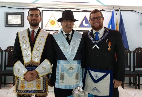 Lojas Maçônicas de Brumado empossam novos Veneráveis Mestres