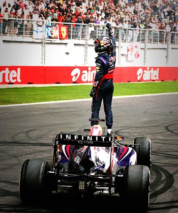 F1: Vettel conquista o tetra aos 26 anos e entra para história