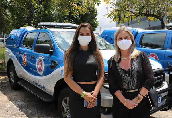 Rui Costa entrega viatura da PM para Lençóis