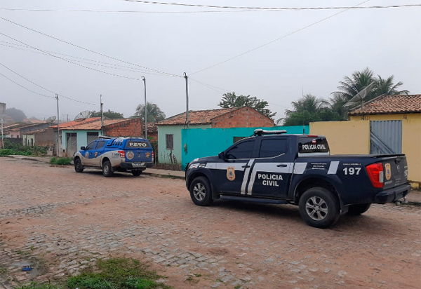 Ciganos mortos em Anagé estavam com pistola calibre 40 do Tenente morto em Conquista