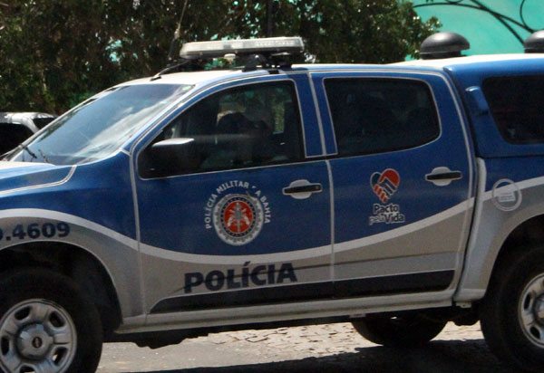 Homem é detido após ser flagrado empinando moto em Livramento