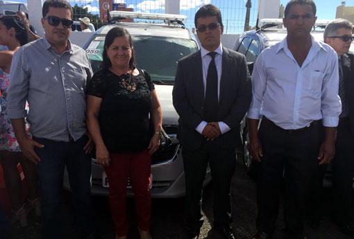 Aracatu: município recebe do governador Rui Costa viatura para Polícia Civil 