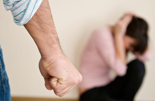 Uma em cada três mulheres no mundo sofre violência conjugal
