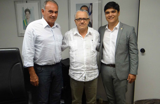 BDO: Prefeito Aguiberto e Deputado Vitor Bonfim solicitam Policlínica e Unidade de Apoio a Agricultura Familiar