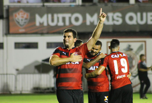 Vitória vence o Bragantino por 3x2 e avança para terceira fase da Copa do Brasil