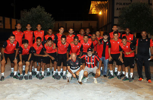 Já em Brumado jogadores do Vitória prestigiam a final do Campeonato de Futsal