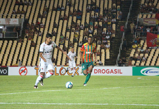 Copa do Nordeste: Vitória perde para o Sampaio Corrêa em São Luís (MA)