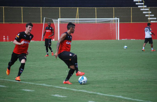 Vitória inicia neste sábado no Barradão a caminhada para retornar à Série A em 2016