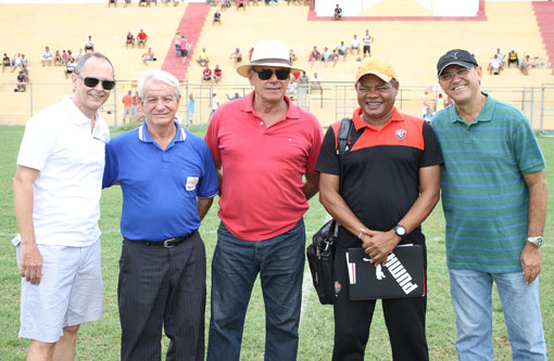 Futebol: Sub-17 de Vitória vence combinado de Brumado por 2x0