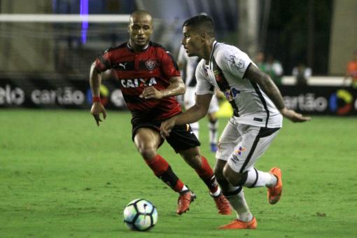 Vitória e Vasco decidem vida na Copa do Brasil nesta quinta (16)