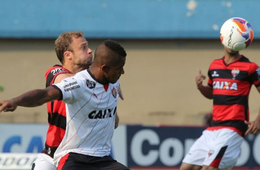 Desfalcado, Vitória arranca um empate no Serra Dourada e permanece firme no G4