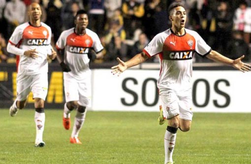 Campeonato Brasileiro: Vitória bate o Criciúma por 3x1 