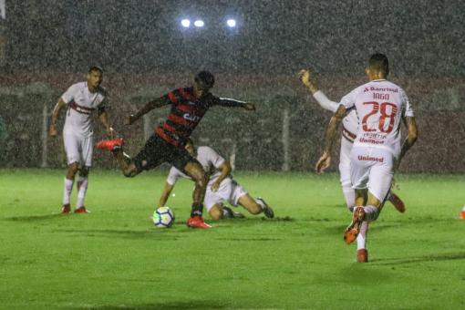 Copa do Brasil: Vitória domina Inter no Barradão, faz 1 a 0 no tempo normal e avança nos pênaltis