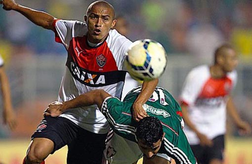 Campeonato Brasileiro: Vitória perde para o Palmeira no Pacaembu