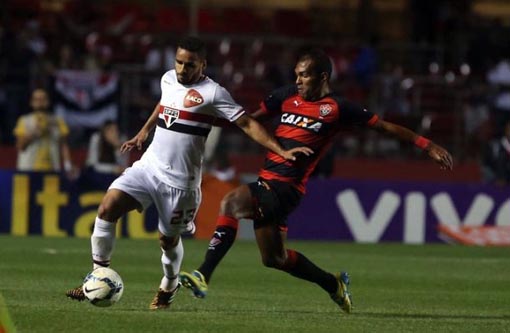 Brasileirão: Vitória perde para o São Paulo