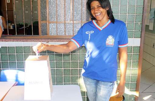 Brumado: Equipe Gestora do CEB agradece comunidade escolar pelo votos recebidos  
