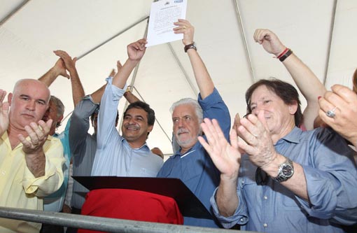 Moradores da zona rural de Cândido Sales vão receber água tratada