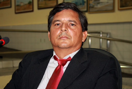 Brumado: vereador Wanderley 'Nem' faz indicação para dar maior comodidade a acompanhantes de pacientes do Hospital Municipal