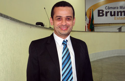 Vereador Weliton Lopes comenta sobre a conselheira do TCE propor moção de aplausos para a ex-defensora pública geral da Bahia e volta atrás