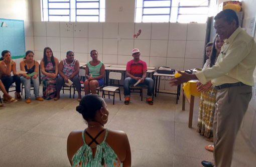 Brumado: Vereador José Carlos Reis doou livros a Comunidade Arrecife