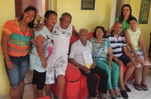 Moção de Aplauso de autoria do vereador Weliton Lopes homenageia Zé Silva - brumadense de coração  